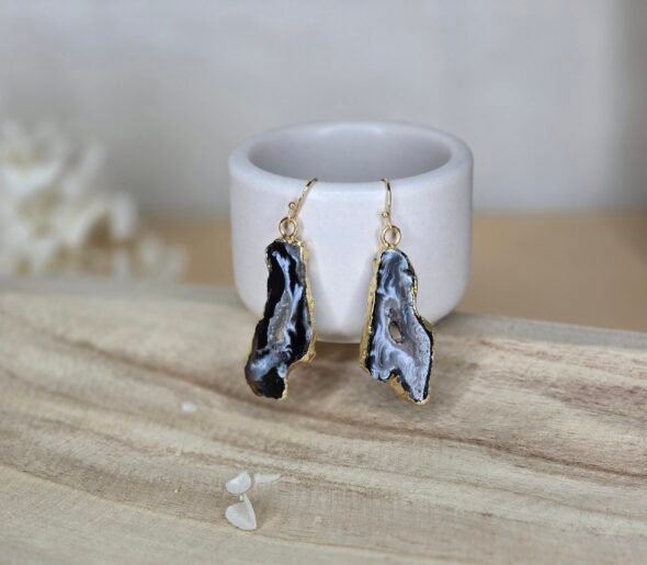 Boucles d’oreilles Drusy dorées – Élégance scintillante et éclat naturel