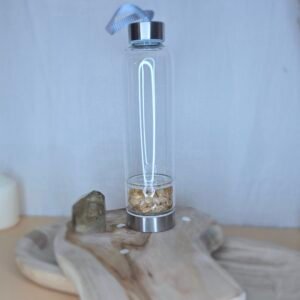 Bouteille en verre et acier inoxydable avec pierres de citrine – Énergie positive et hydratation