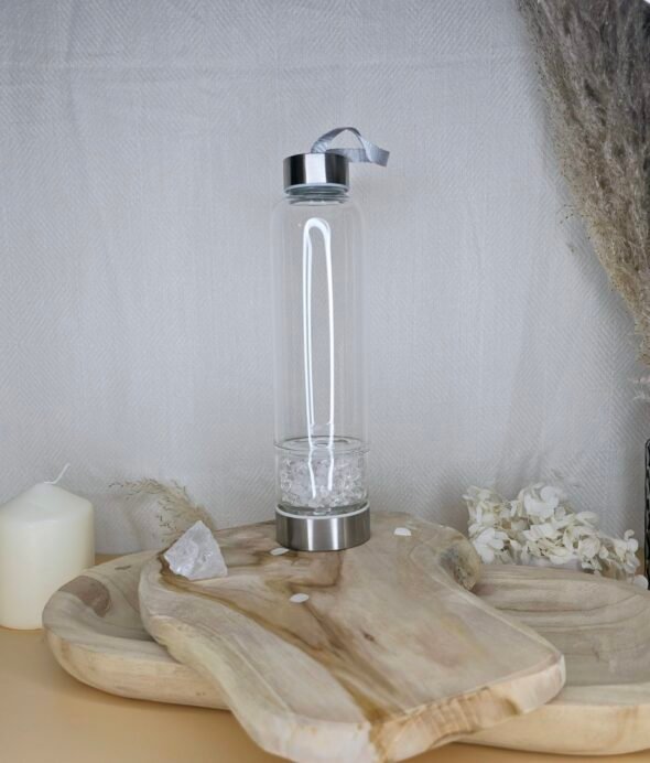Bouteille en verre et acier inoxydable avec pierres de cristal de roche – Hydratation et purification énergétique