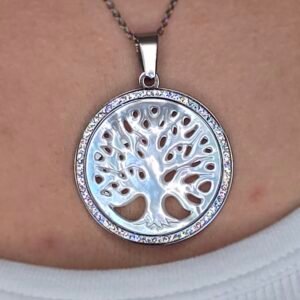 Collier Arbre de Vie en nacre et acier argenté – Symbole de croissance et de connexion