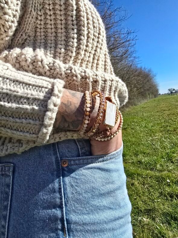 Bracelet en sélénite blanche naturelle et pierres de soleil – Image 4