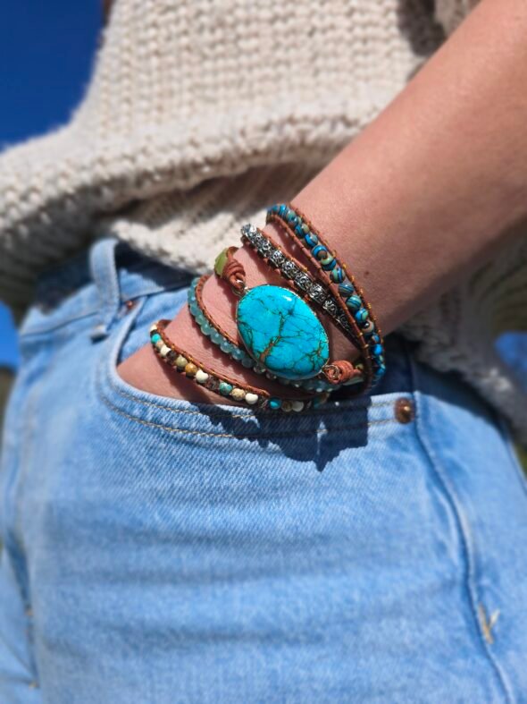 Bracelet en cuir avec perles de Jaspe Turquoise – Bijou spirituel et naturel