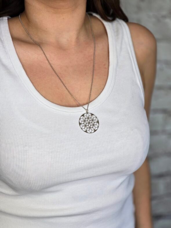 Collier fleur de vie argent et acier inoxydable – Image 2