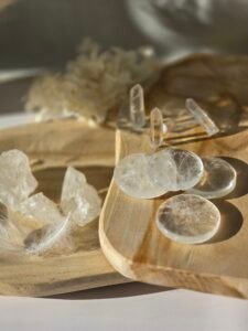 Cristal de roche – Pierre de clarté, d’amplification et d’harmonisation énergétique