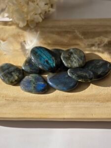 Labradorite - Pierre de protection et d'élévation spirituelle