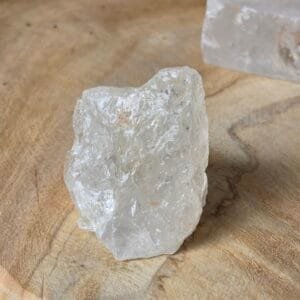 Cristal de roche naturel pierre brute 3-6 cm Brésil pour méditation, purification énergétique et grilles de cristaux