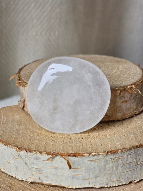 Galet de cristal de roche naturel 4-7 cm, pierre universelle de clarté, purification et amplification énergétique
