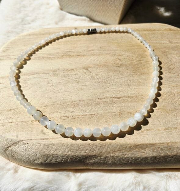 Collier en pierre de lune naturelle mix perles 4, 6 et 8 mm