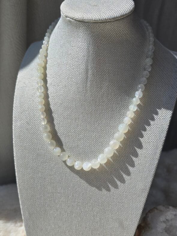 Collier en pierre de lune naturelle mix perles 4, 6 et 8 mm