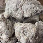 Résine de copal noir en morceaux – encens traditionnel pour fumigation et purification