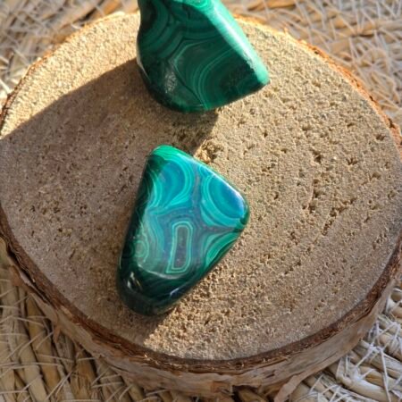 Pierre roulée Malachite naturelle de qualité SA – Indienne – Protection énergétique et soutien pour l’arthrose et l’arthrite