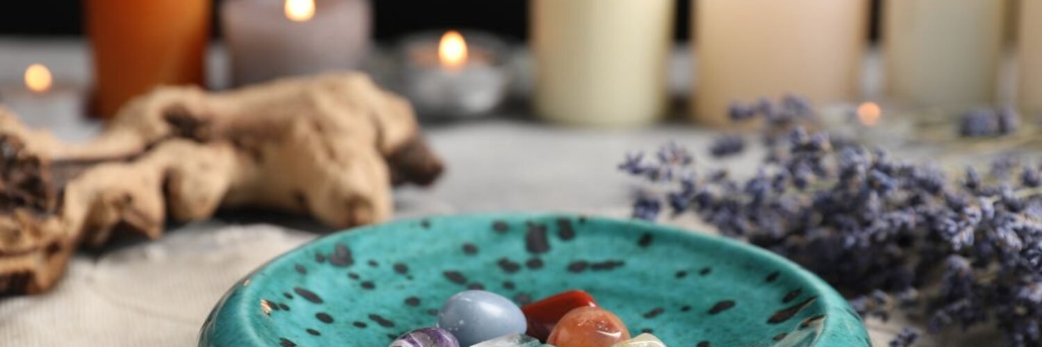 Lithothérapie des 7 chakras 7 pierres de chakras pour la méditation — Isha Kriya lithothérapie